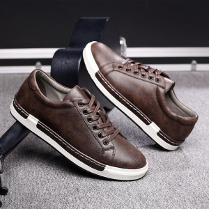 Men's casual shoes